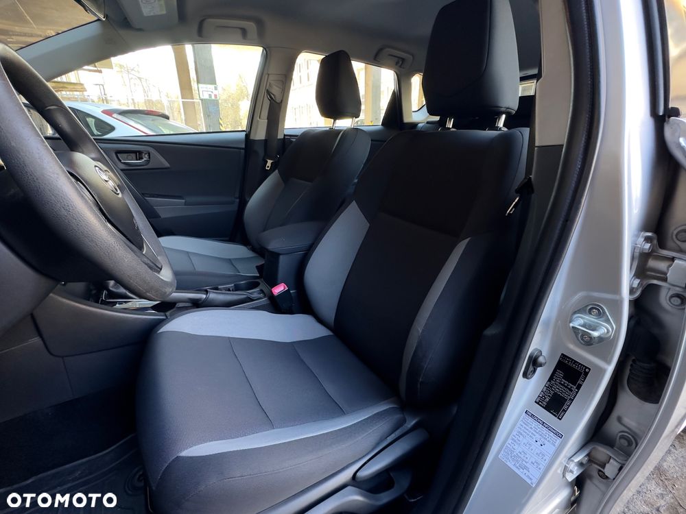 Toyota Auris - 19