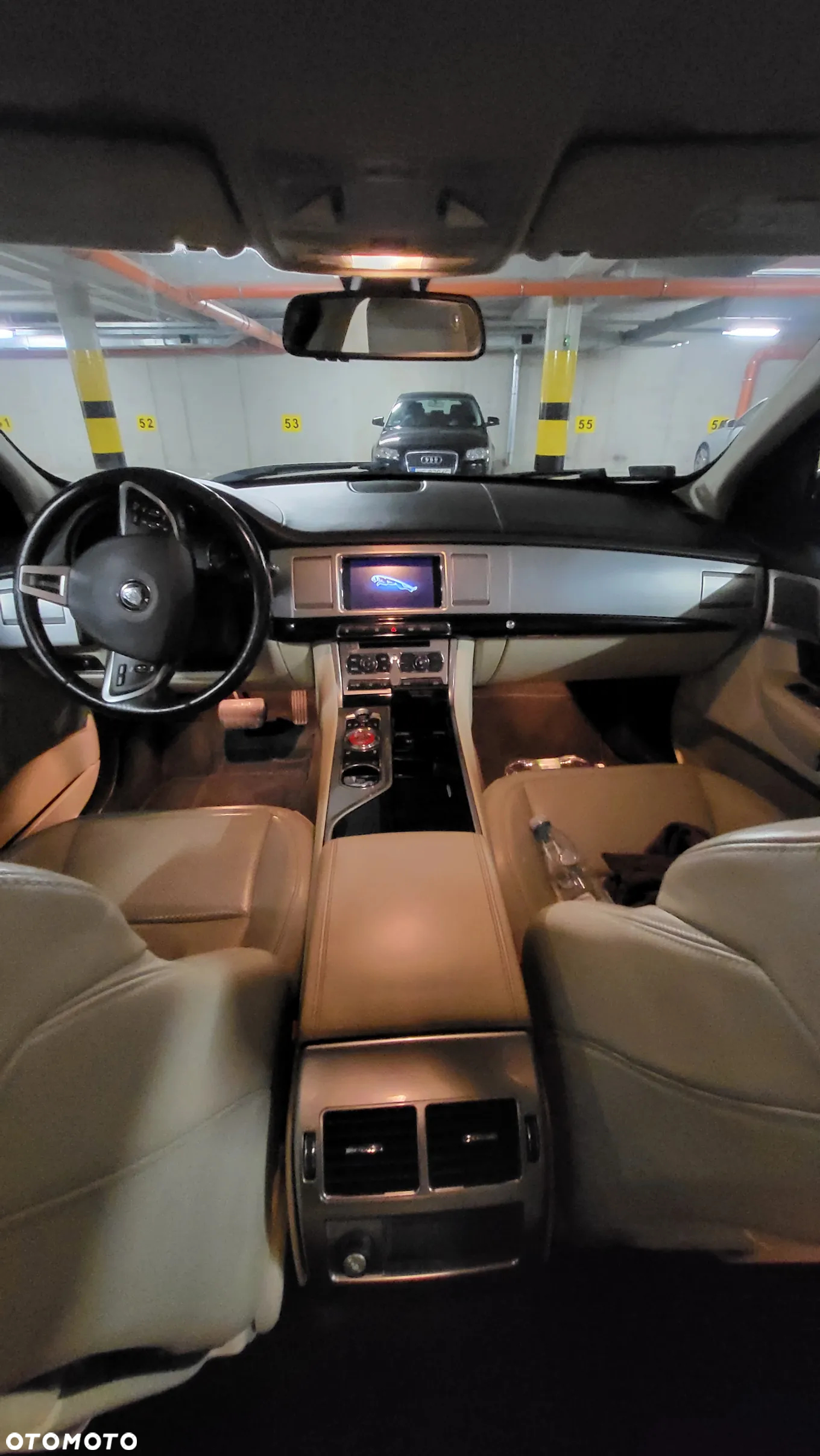 Jaguar XF 3.0 T AWD Classic - 11