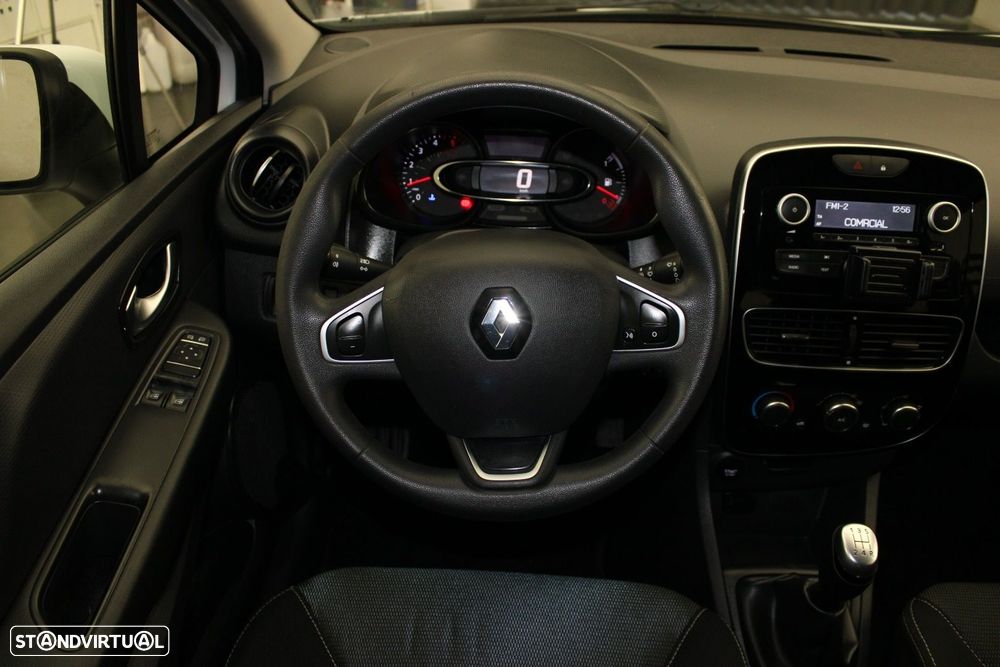 Renault Clio 1.5 dCi Zen — fotografia 8