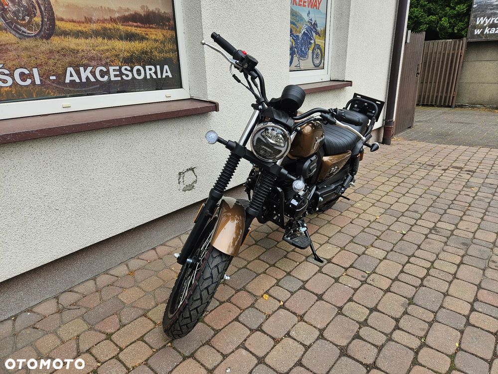 Junak M12 - 6