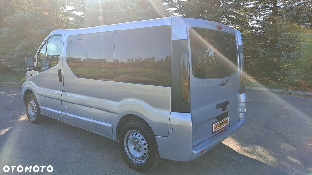 Renault Trafic - 9