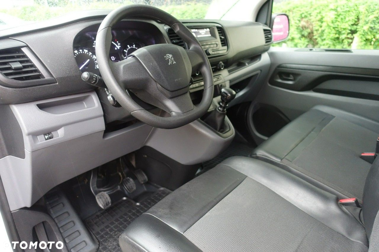Peugeot Expert - 8