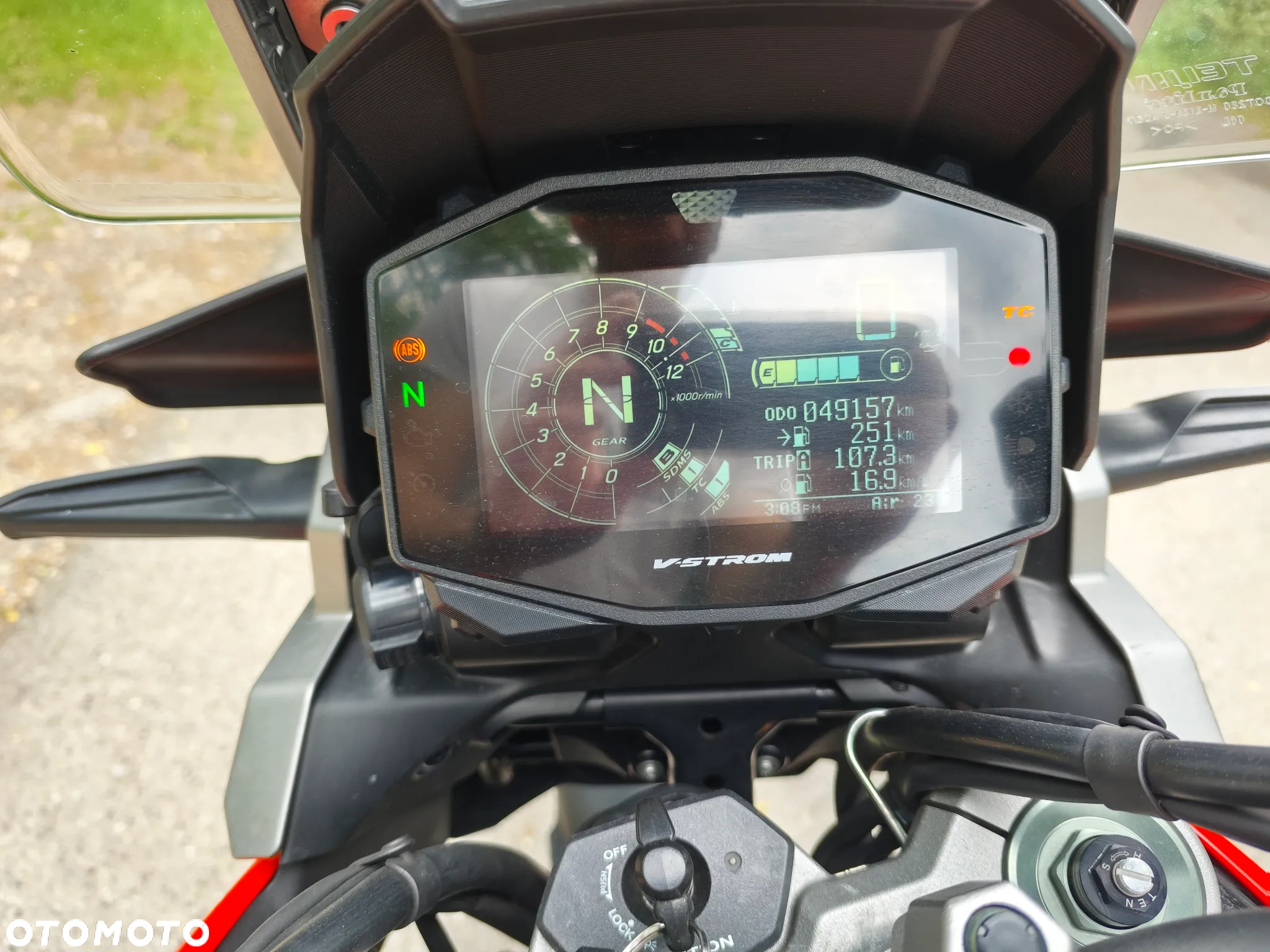 Suzuki V-STROM - 7