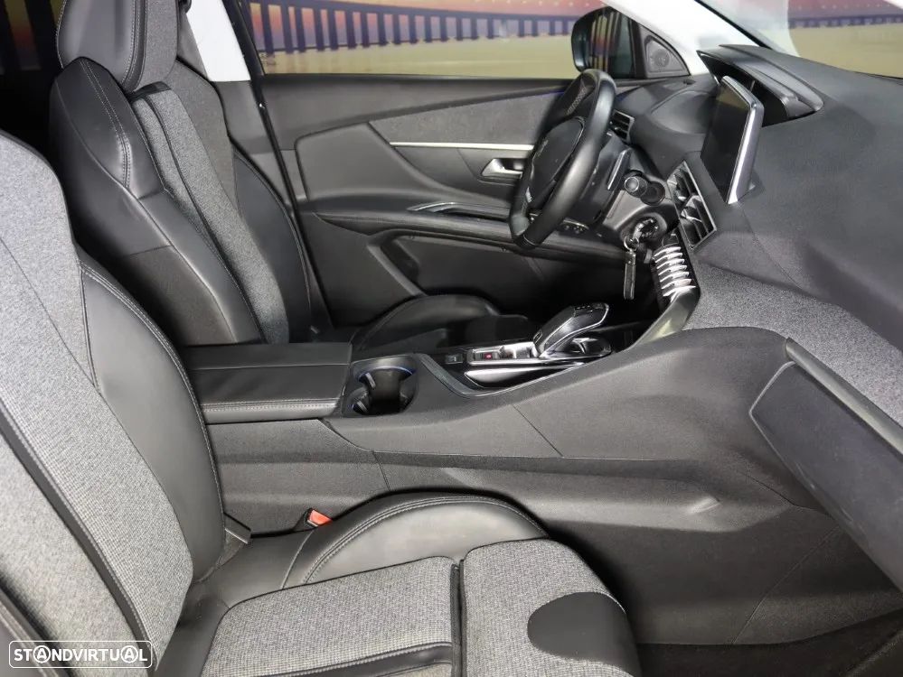 Peugeot 3008 1.6 BlueHDi Allure EAT6 - 11