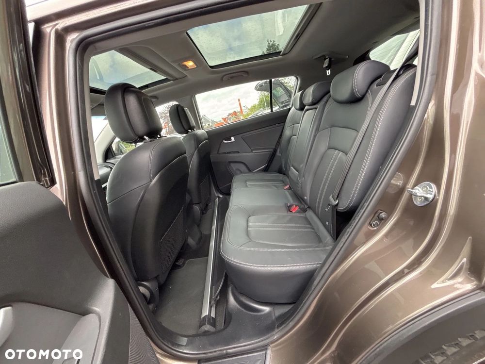 Kia Sportage 2.0 CRDI 184 4WD Spirit - 9