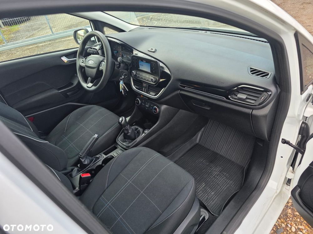 Ford Fiesta - 13
