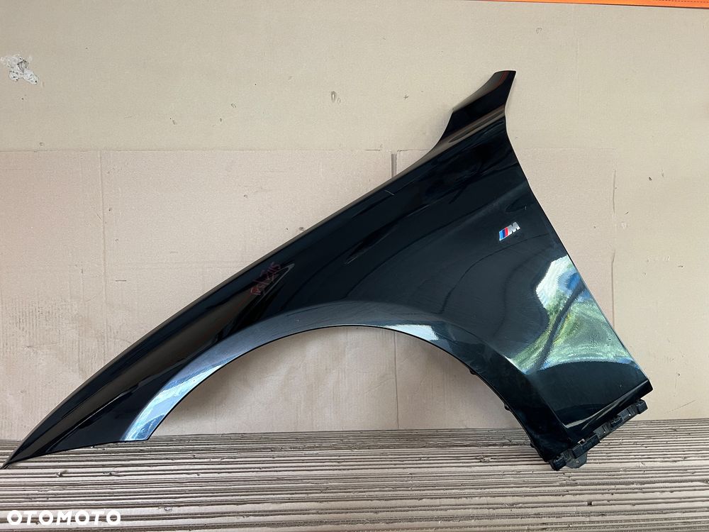 Błotnik BMW 3 F30 F31 prawa strona - 1