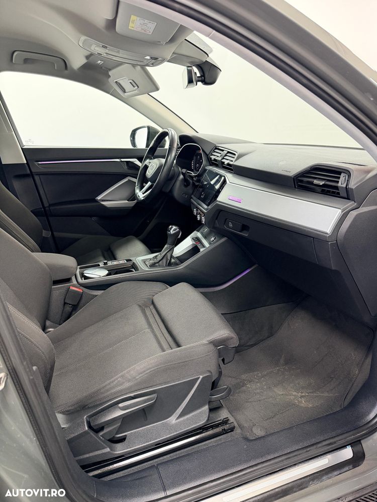 Audi Q3 2.0 40 TFSI S tronic quattro - 8