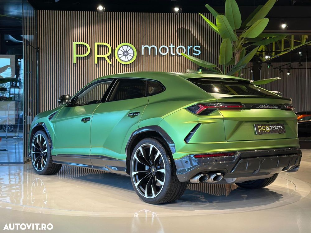Lamborghini URUS - 3