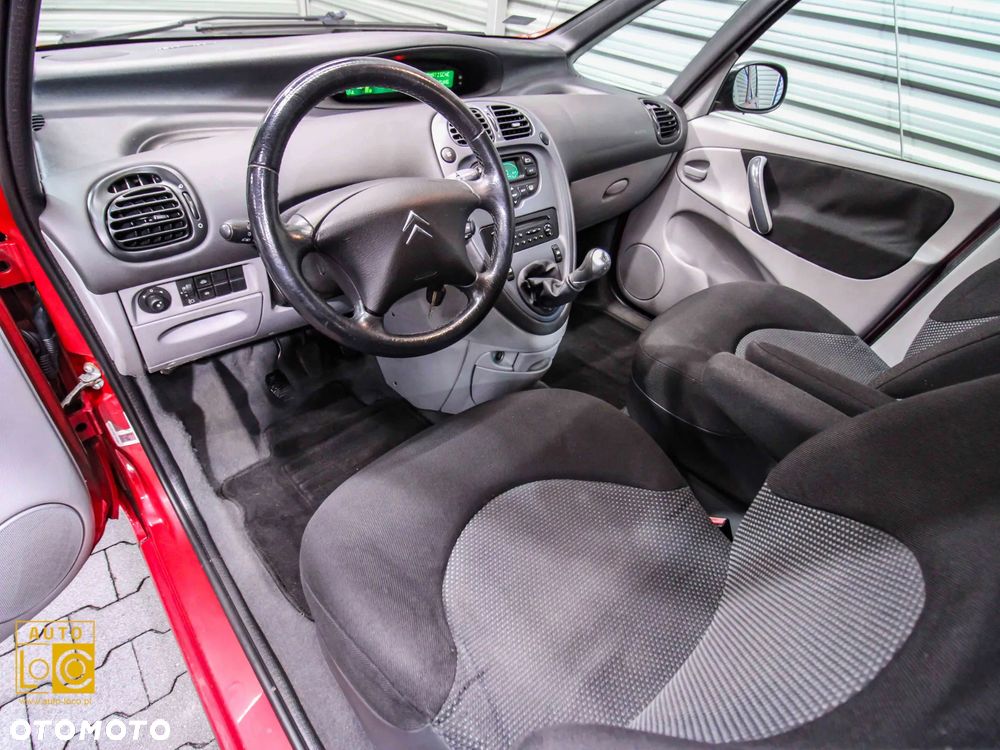 Citroën Xsara Picasso 1.6 HDi Exclusive - 16