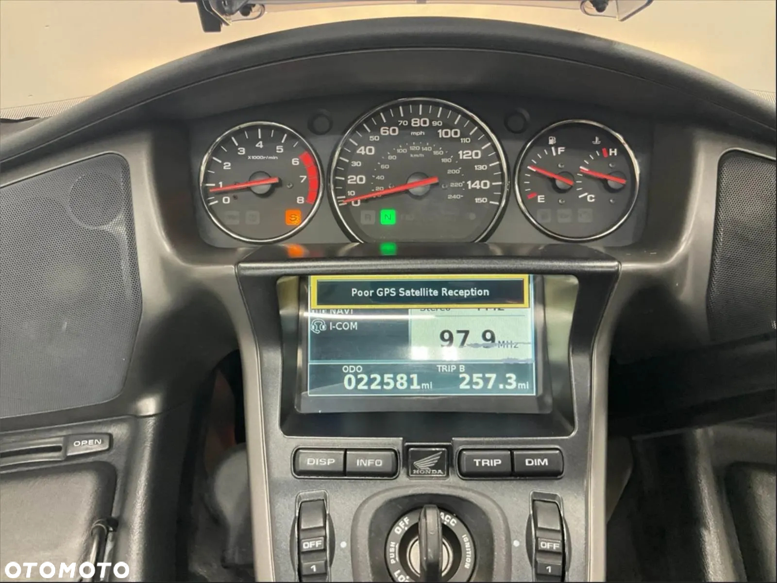 Honda GL - 5