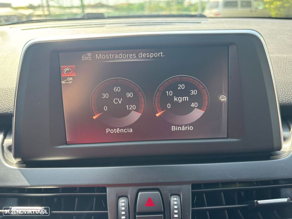 BMW 216 Active Tourer d Line Sport - 35
