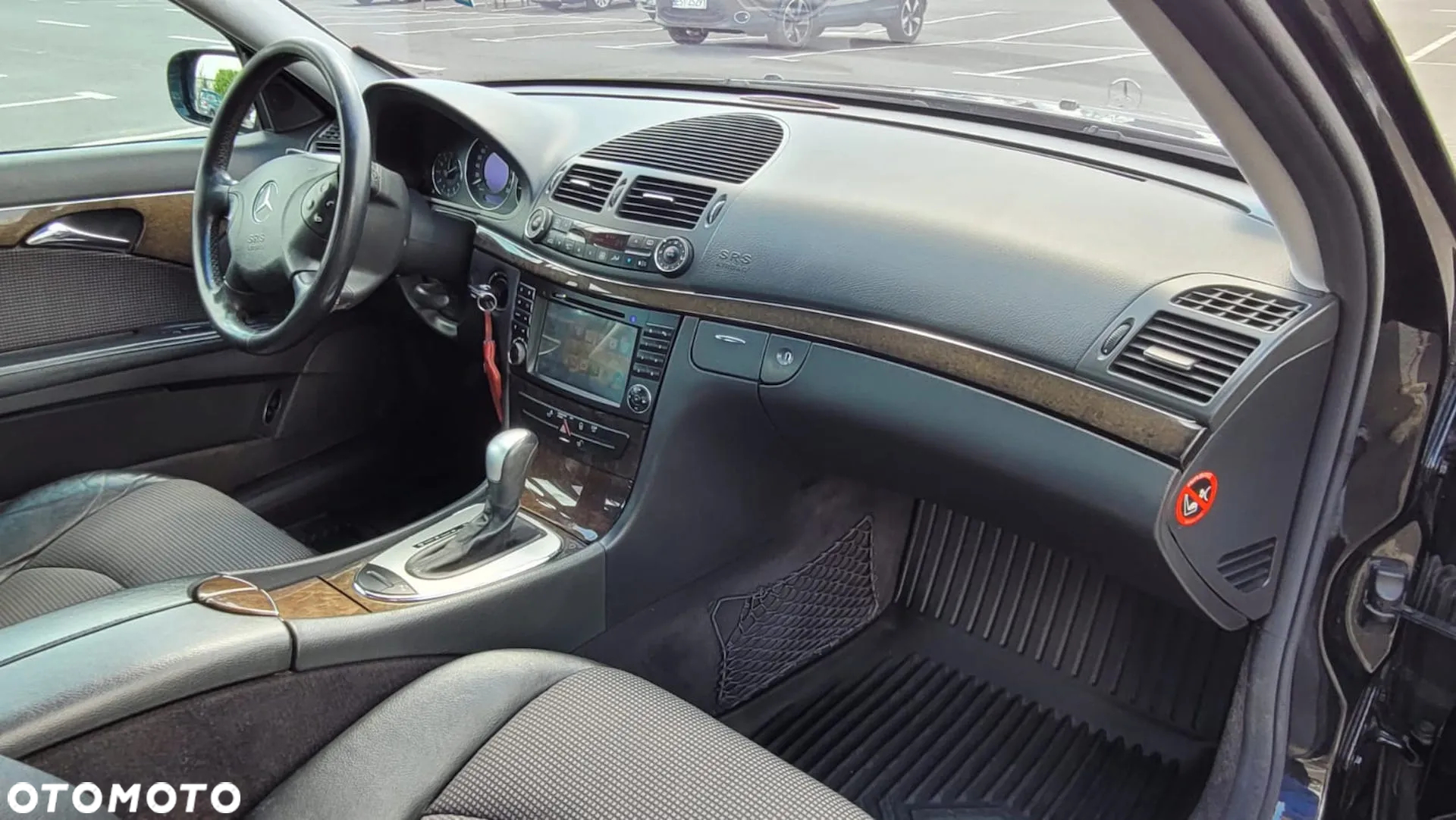 Mercedes-Benz Klasa E 320 CDI T Avantgarde - 6