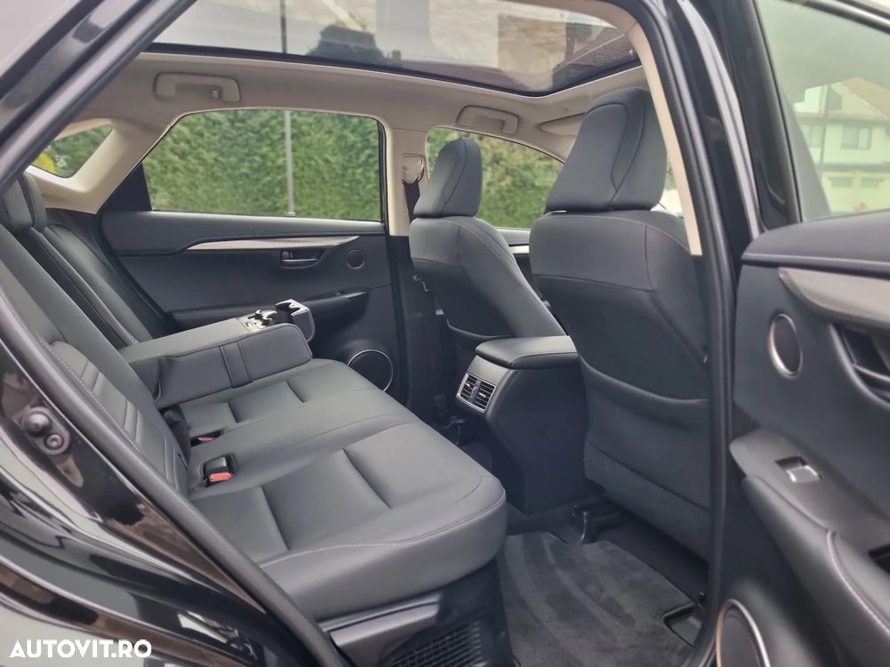 Lexus Seria NX 300h AWD Luxury - 11