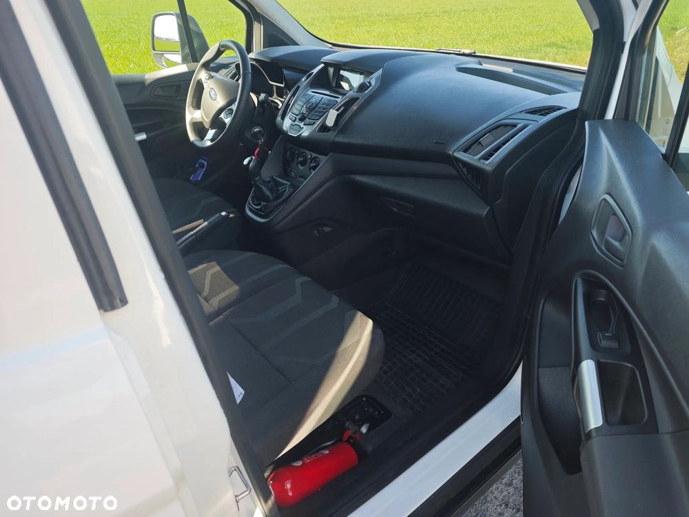Ford CONNECT - 5