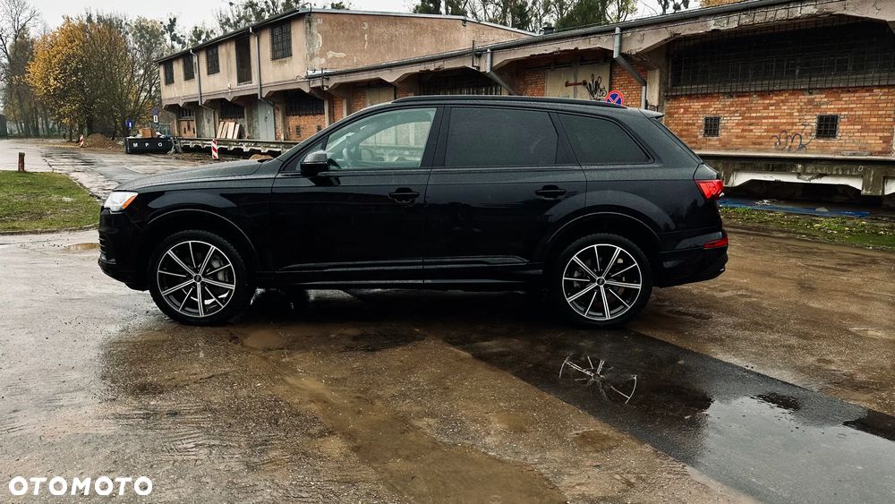 Audi Q7 55 TFSI quattro tiptronic - 9