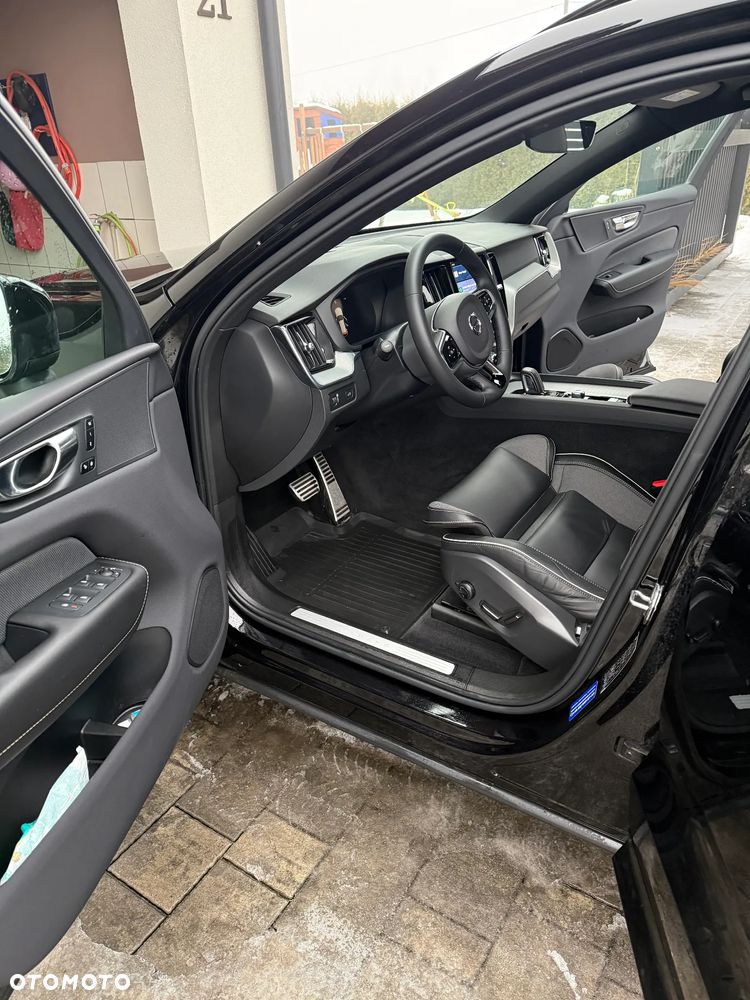 Volvo XC 60 B4 B R-Design - 9