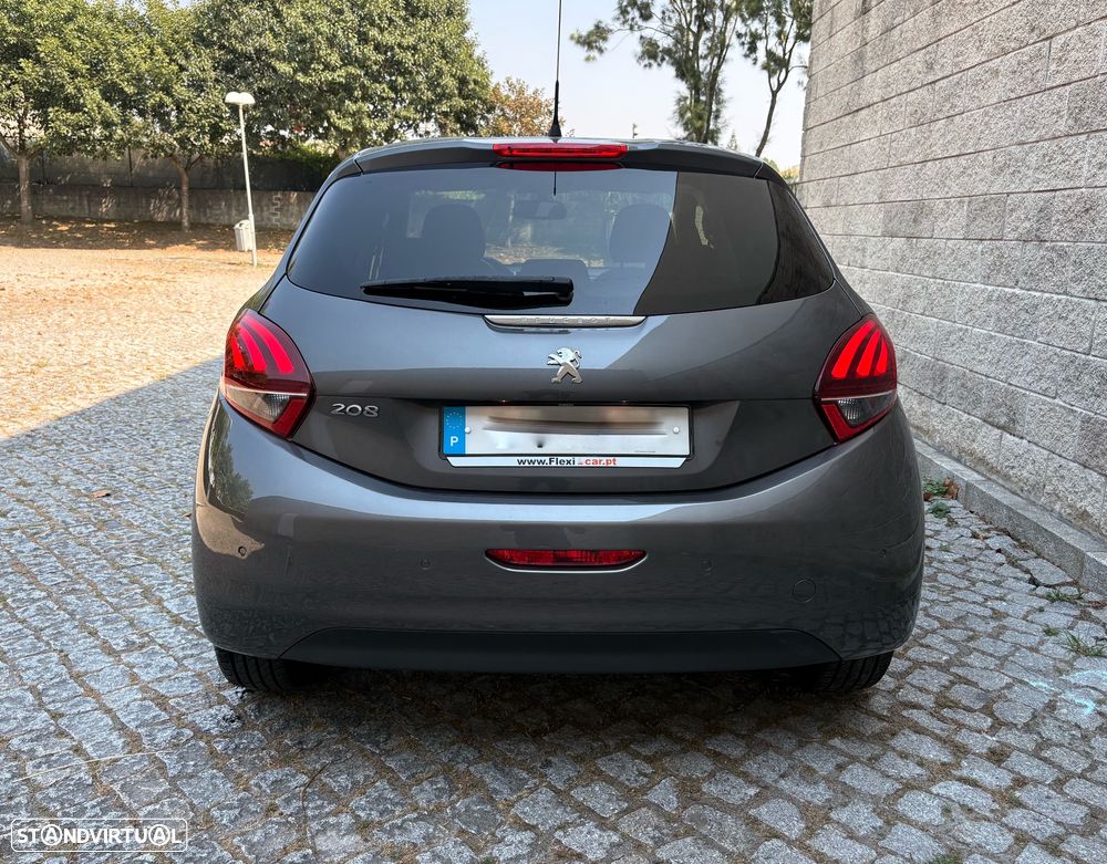 Peugeot 208 1.2 PureTech Signature - 12