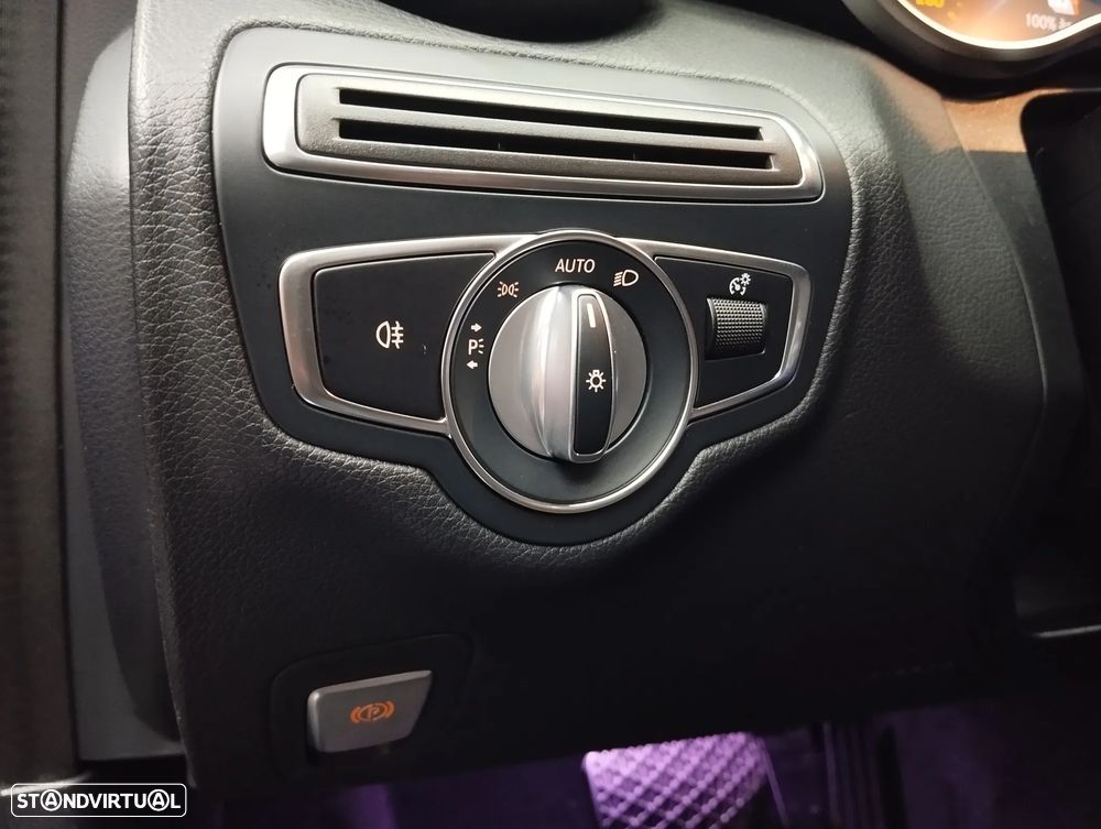 Mercedes-Benz C 300 de Avantgarde - 20