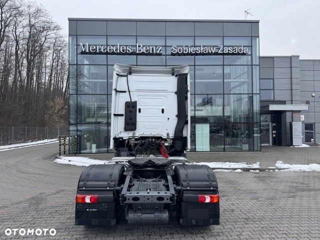 Mercedes-Benz actros - 5