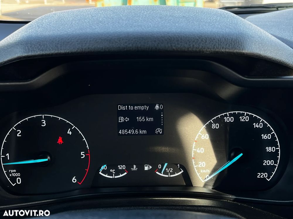 Ford Transit Connect - 14