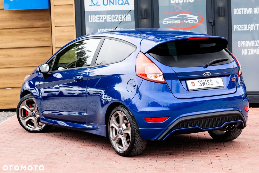 Ford Fiesta 1.6 EcoBoost ST - 10