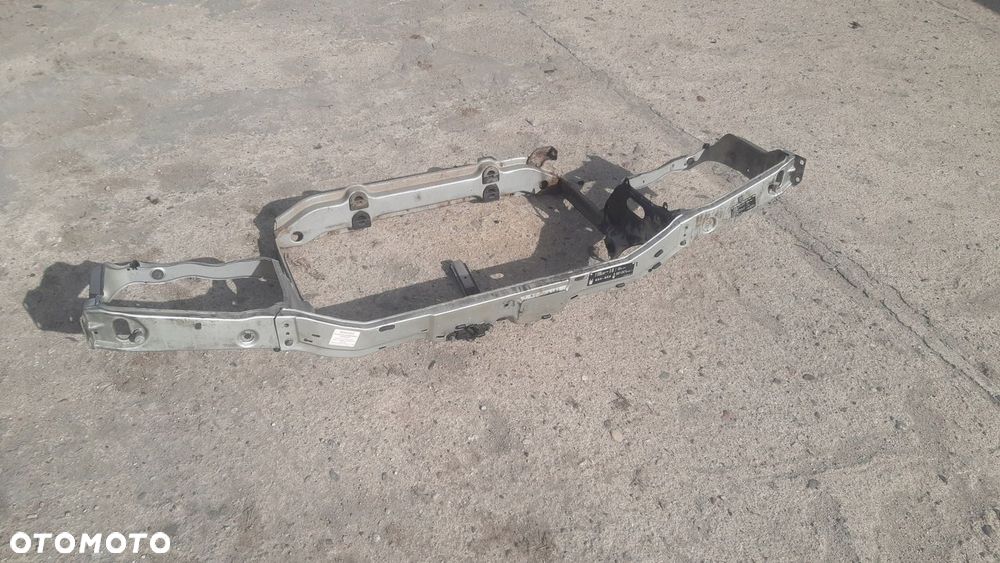 wzmocnienie pas przedni MERCEDES C KLASA W202 - 2