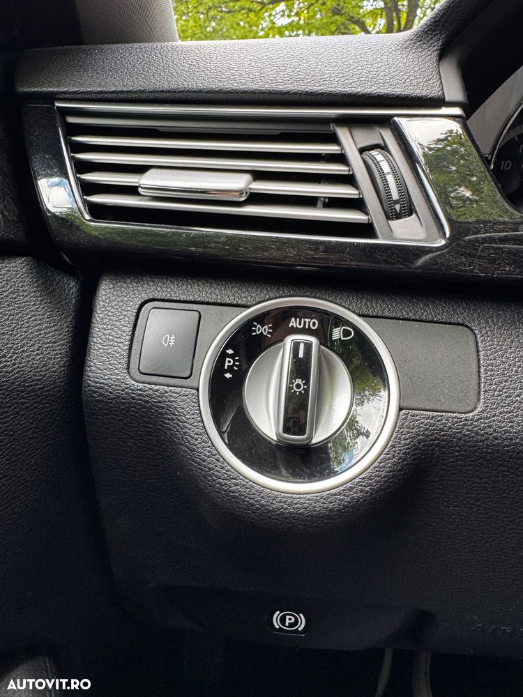 Mercedes-Benz E - 29