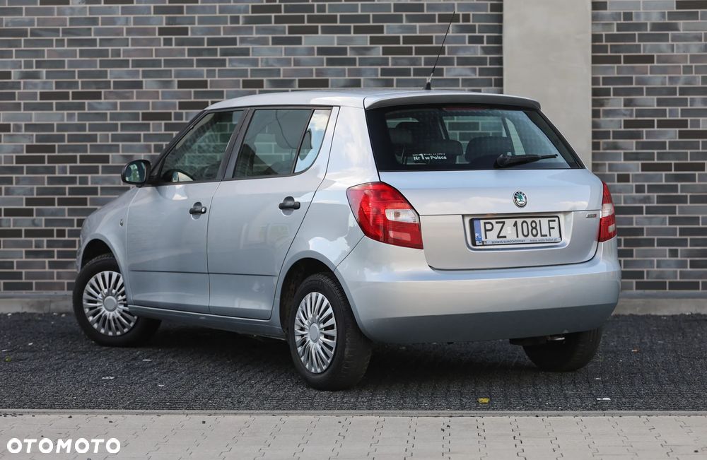 Skoda Fabia - 8