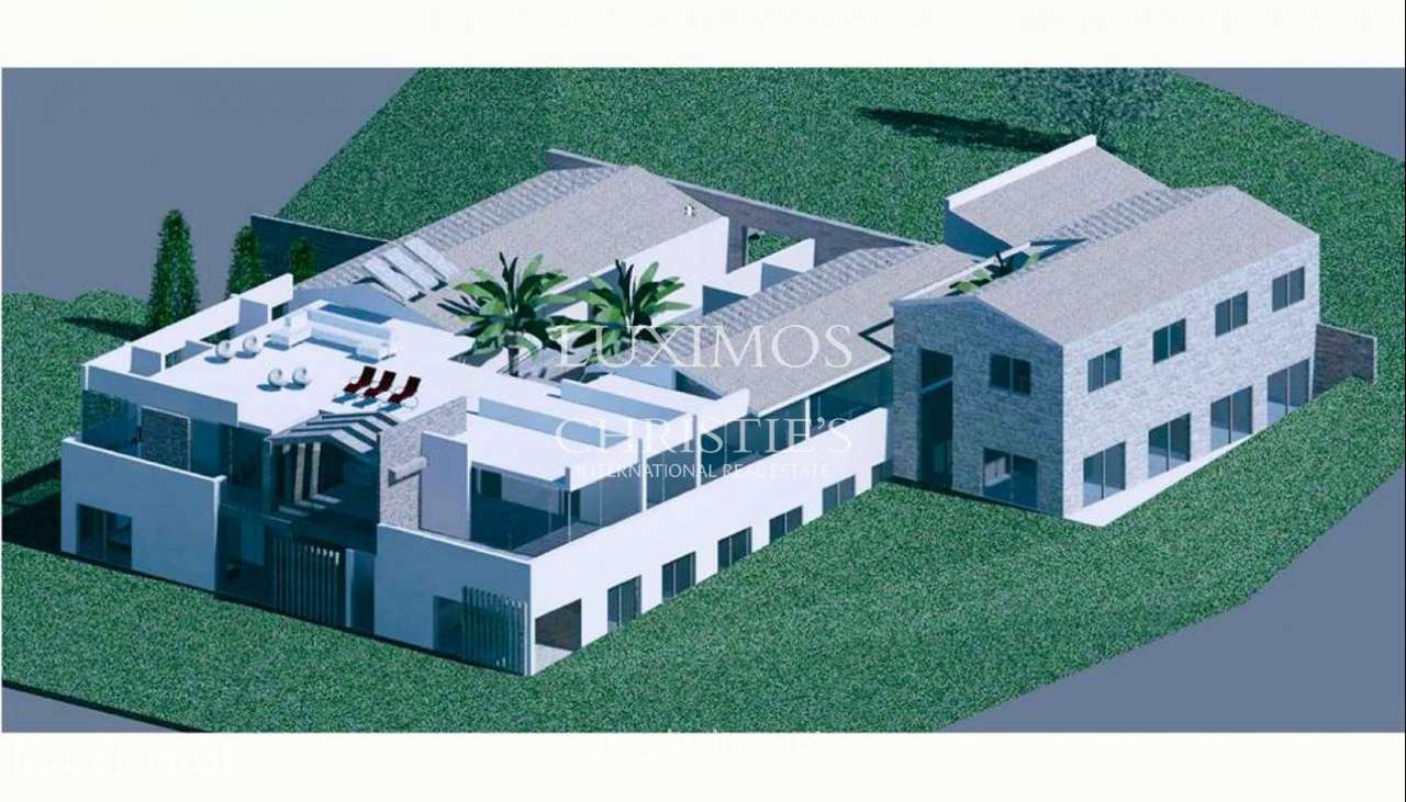 Amplo terreno com projeto aprovado, à venda em Vilamoura, Algarve - Grande imagem: 3/6