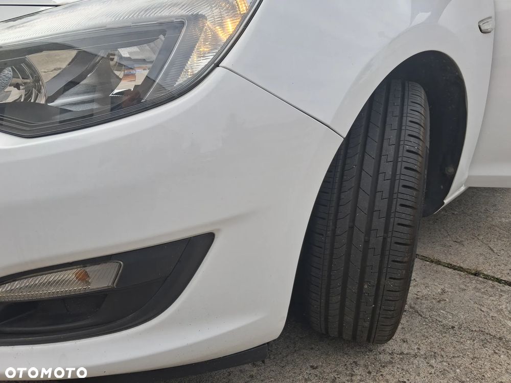 Opel Astra 1.6 Enjoy - 15