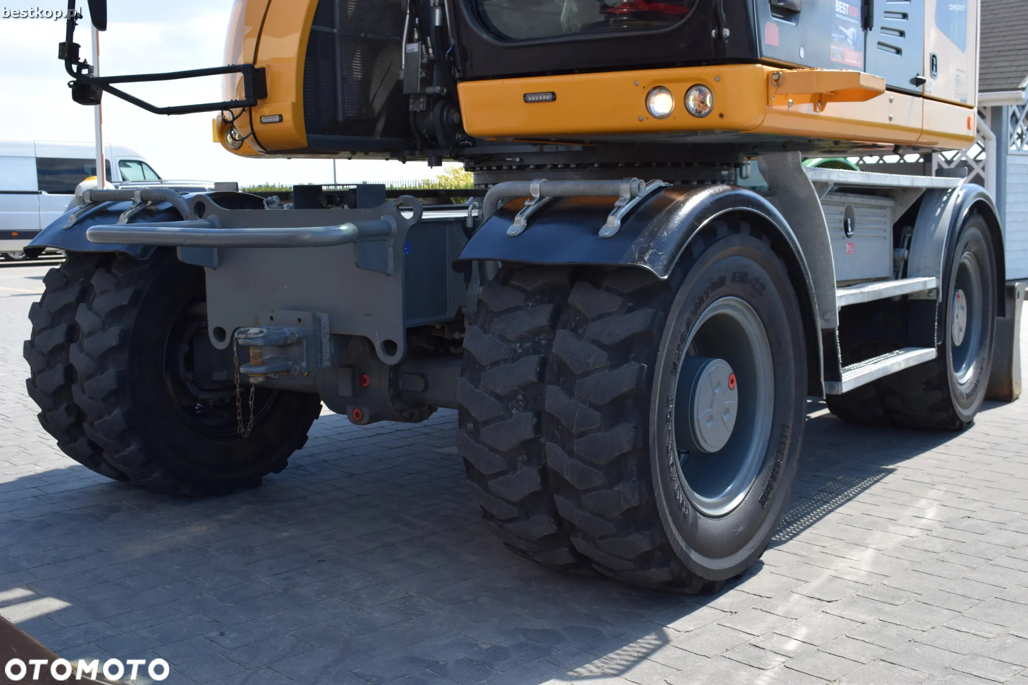 Liebherr A914 Compact Litronic - 22