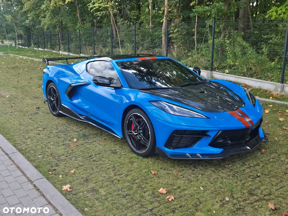 Chevrolet Corvette - 16
