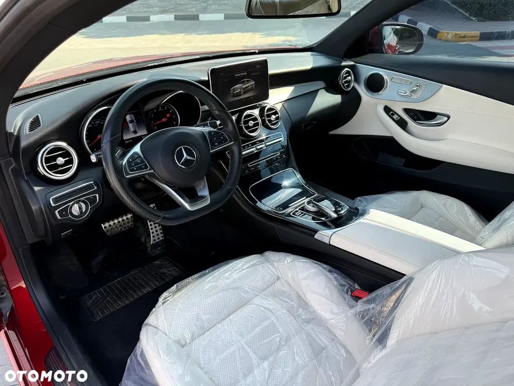 Mercedes-Benz Klasa C 300 9G-TRONIC AMG Line - 13