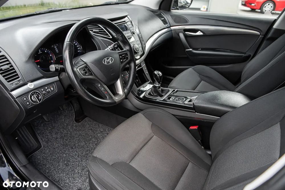 Hyundai i40 - 15