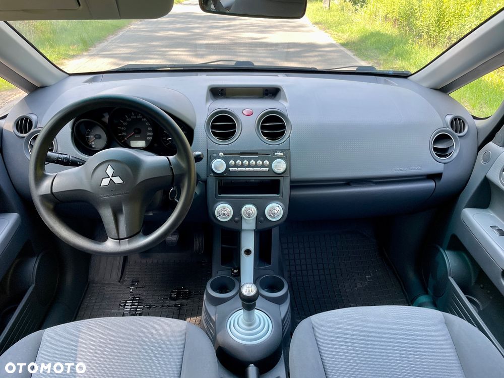 Mitsubishi Colt - 14