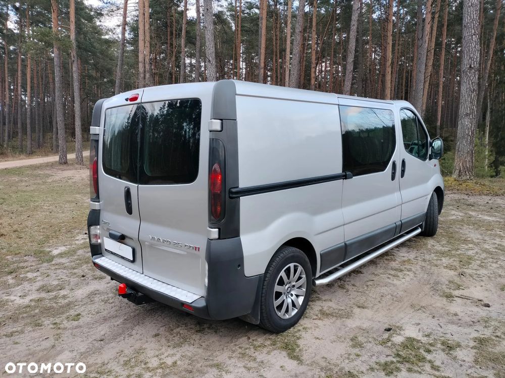 Opel vivaro - 21