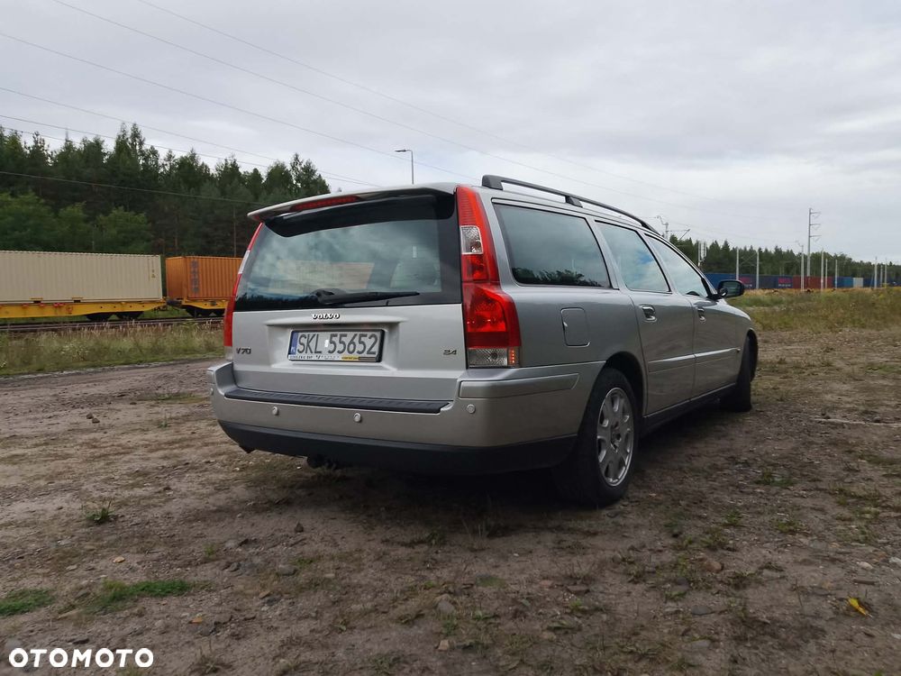 Volvo V70 2.4 Summum - 5