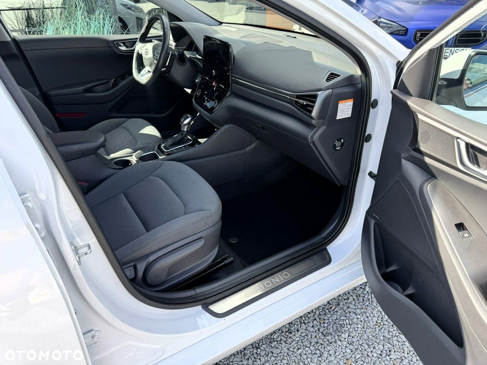 Hyundai IONIQ Hybrid 1.6 GDI Premium - 24