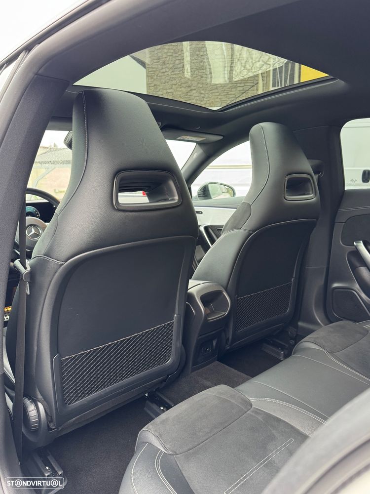 Mercedes-Benz CLA 250 e 8G-DCT AMG Line - 14