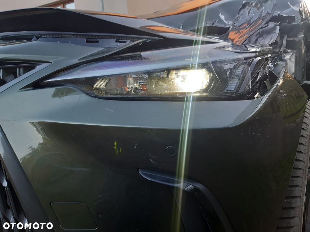 Lexus NX 350h - 26
