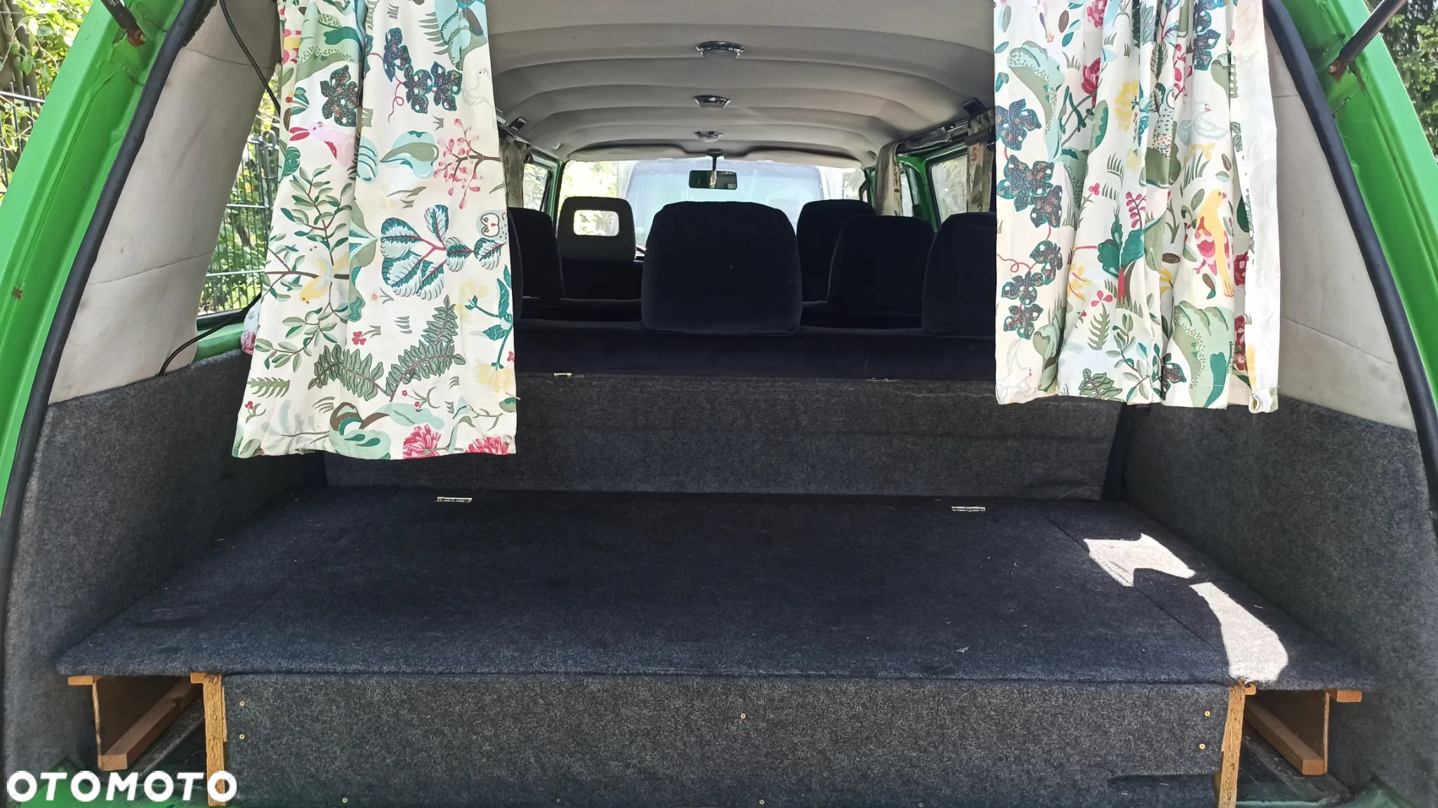 Volkswagen Transporter Caravelle TD C 255 592 - 6