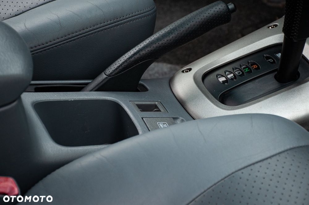 Toyota RAV4 2.0 VVT-i Prestige - 13