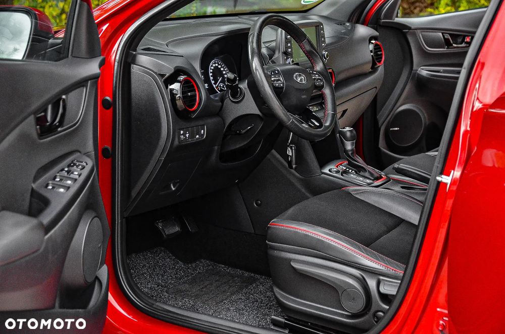 Hyundai Kona 1.6 T-GDI DCT Premium - 24