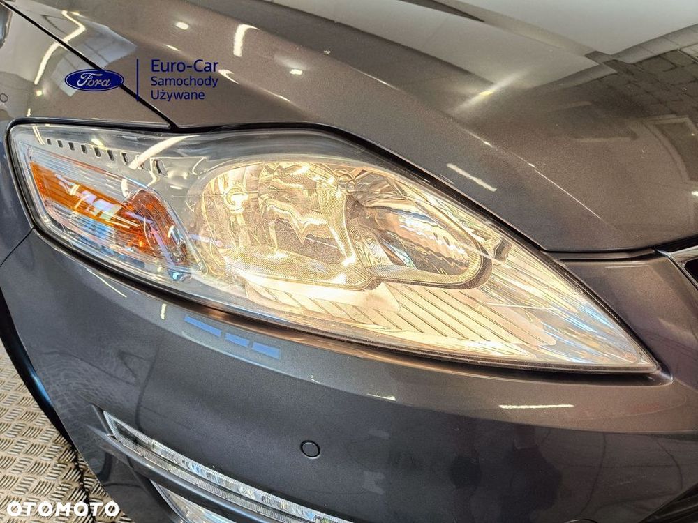 Ford Mondeo - 30