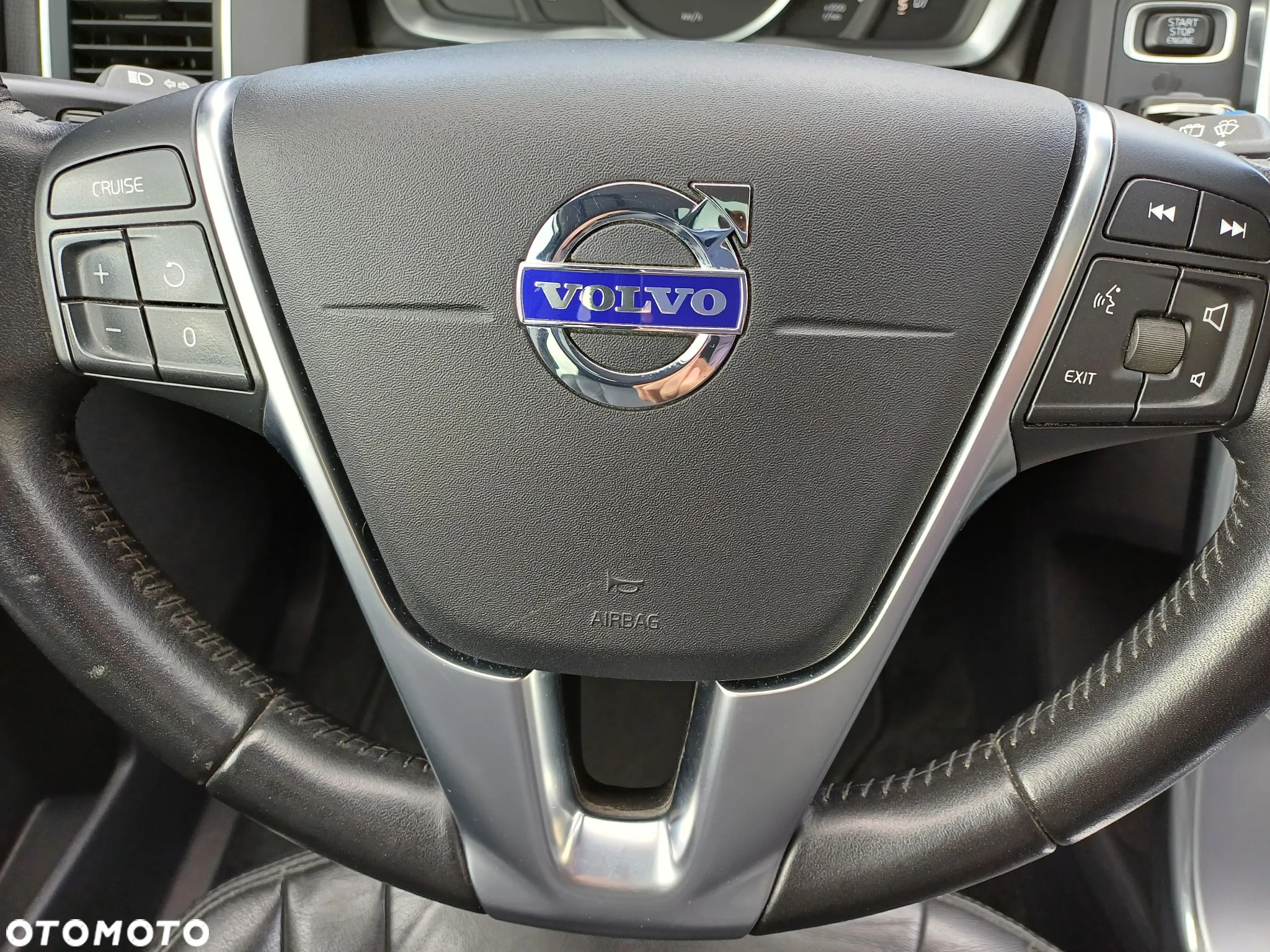 Volvo XC 60 D3 Drive-E Momentum - 14
