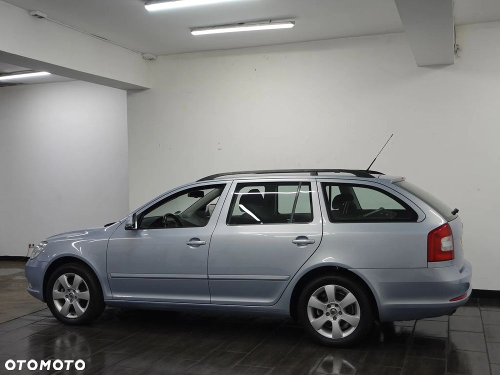 Skoda Octavia 1.4 TSI Ambiente - 5