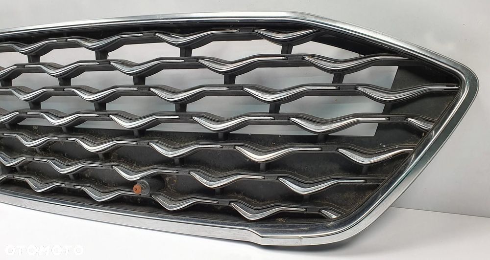 GRILL ATRAPA ZDERZAKA PRZÓD FORD FOCUS MK4 19R JX7B-8C436-V - 2
