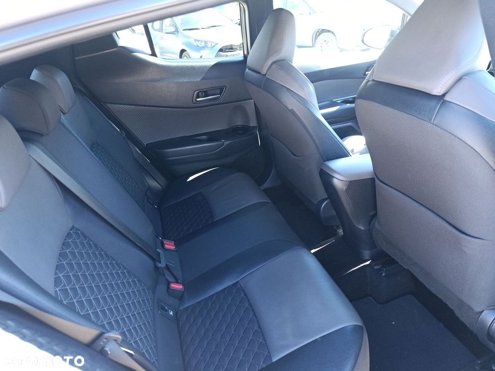 Toyota C-HR 1.8 Hybrid Executive - 9