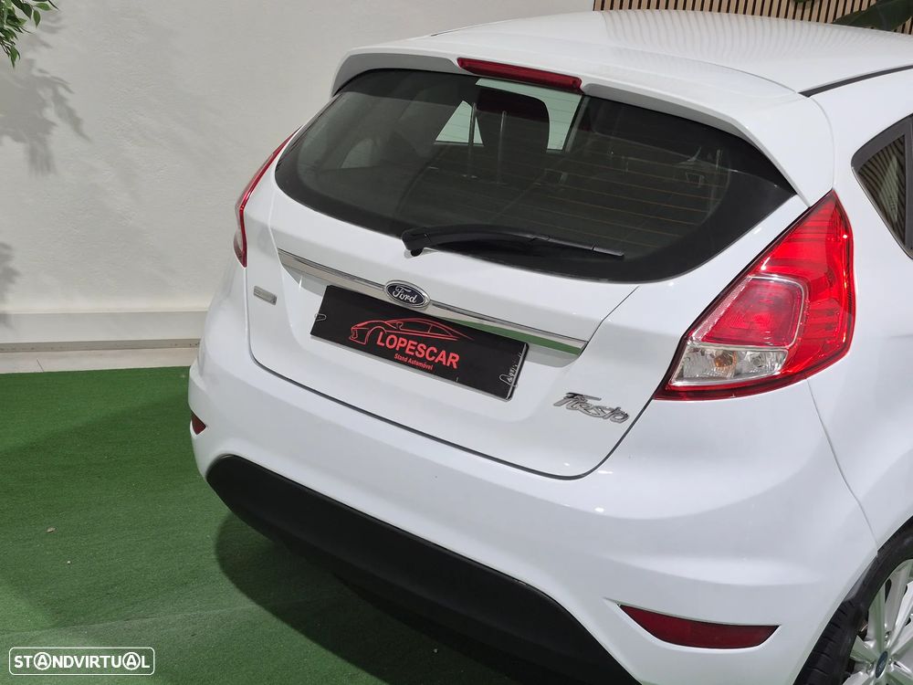 Ford Fiesta 1.0 T EcoBoost Titanium PowerShift - 8